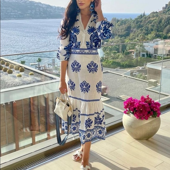 ZARA VIRAL EMBROIDERED SKIRT - Picture 2 of 15